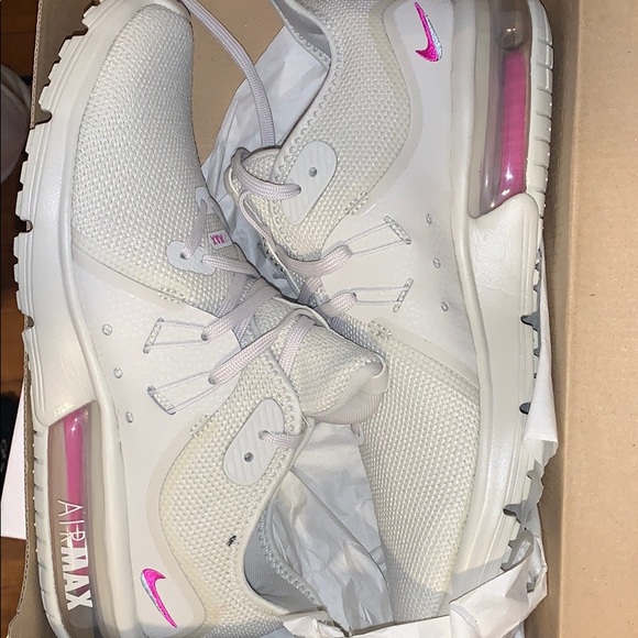 Shoes - Nike running shoes